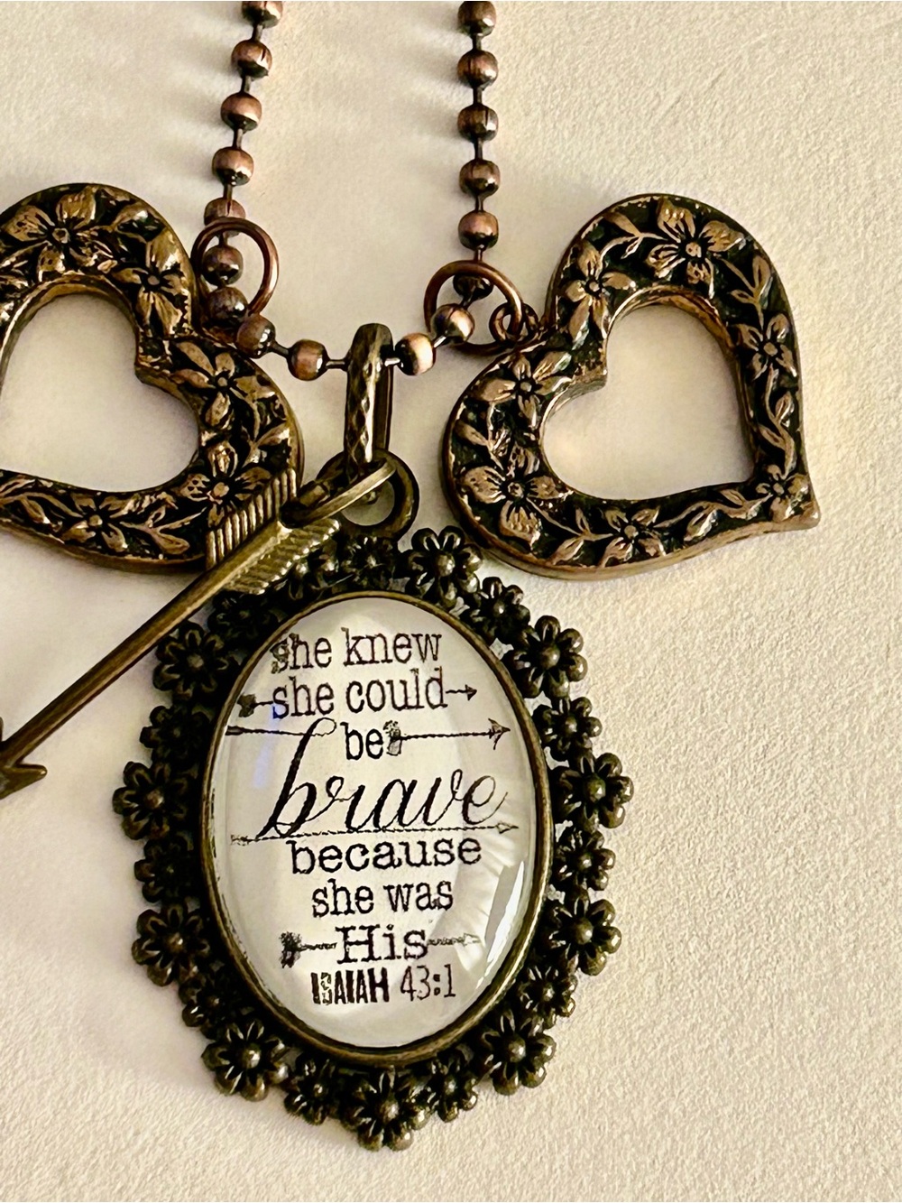 NWOT Necklace “She knew she could be brave” photo pendant, floral hearts, arrow